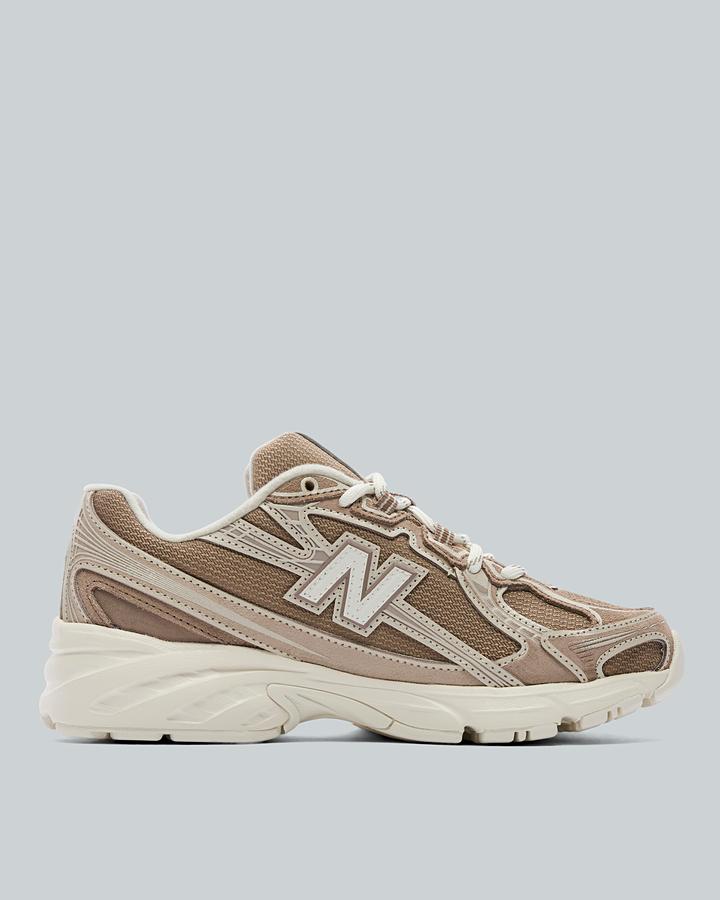 Womens 740 Trainer image 3