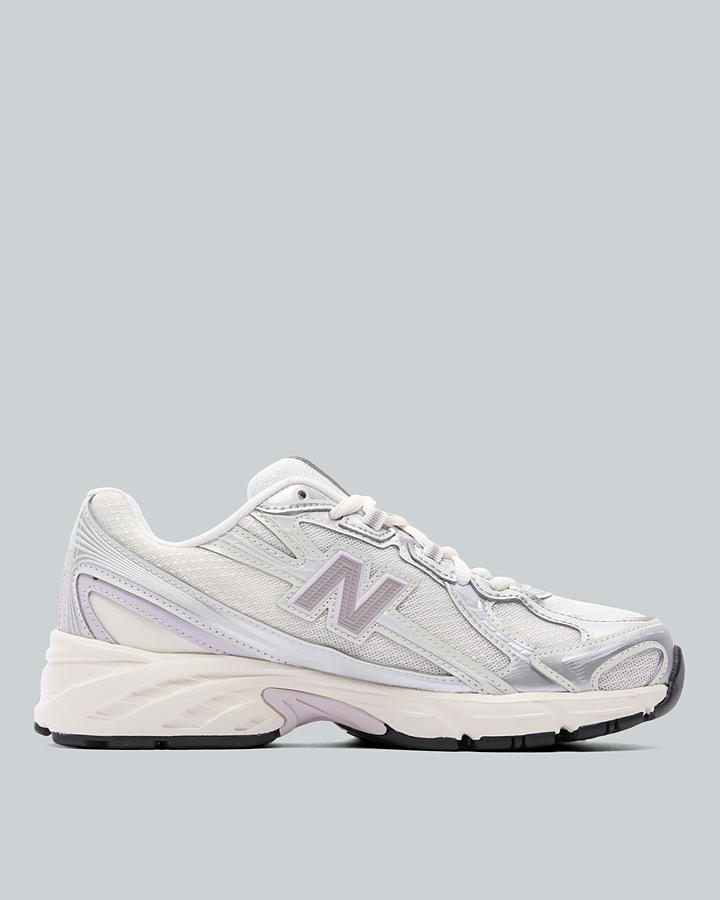 Womens 740 Trainer image 3