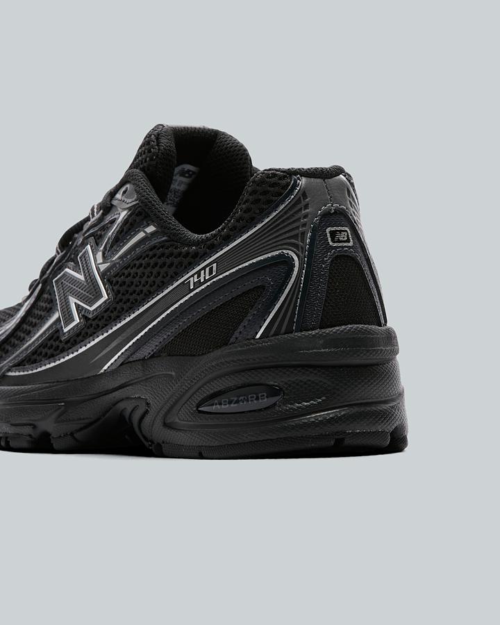 Womens 740 Trainer image 6