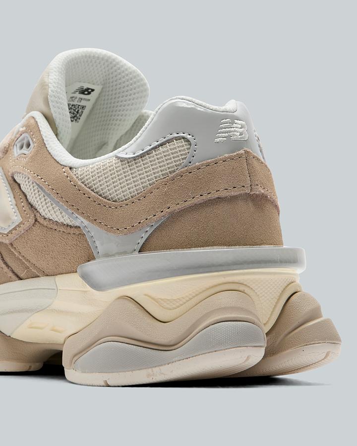 Womens 9060 Trainer image 6