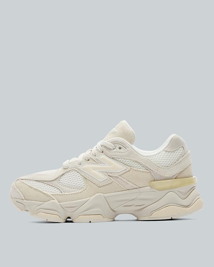 Junior 9060 Trainer image 1