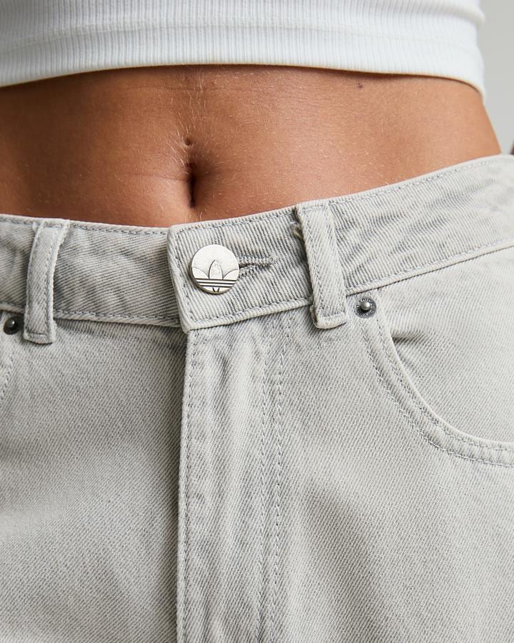 Womens High-Rise Barrel Denim Jean image 5