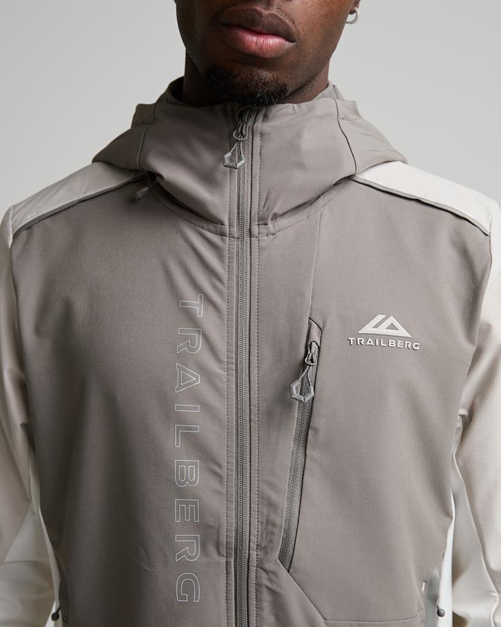 Triathlon Ultra Windbreaker image 4