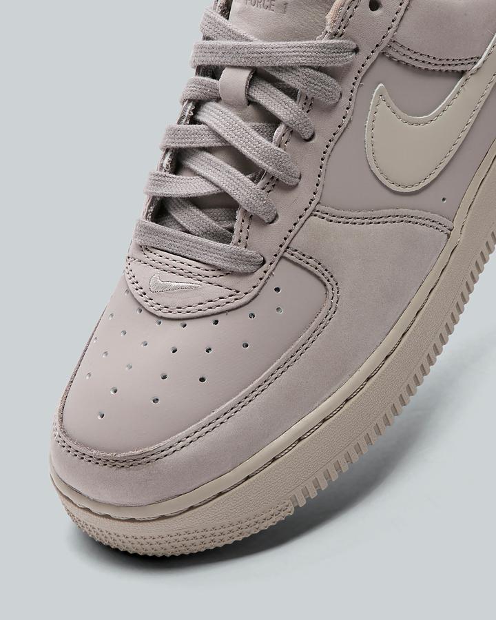 Womens Air Force 1 Low Trainer image 5