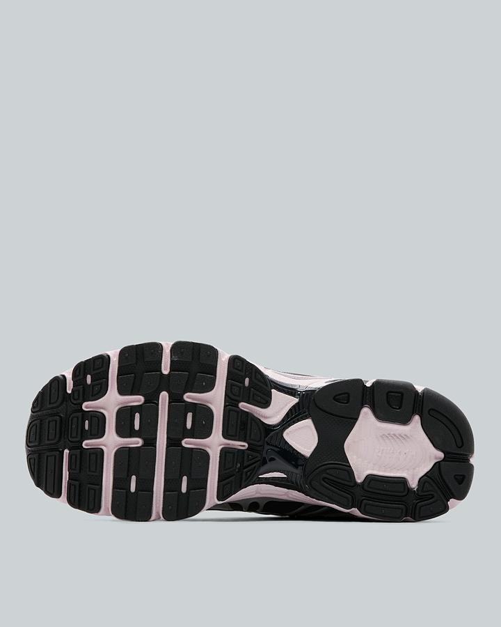 Womens Air Max Moto 2K Trainer image 4