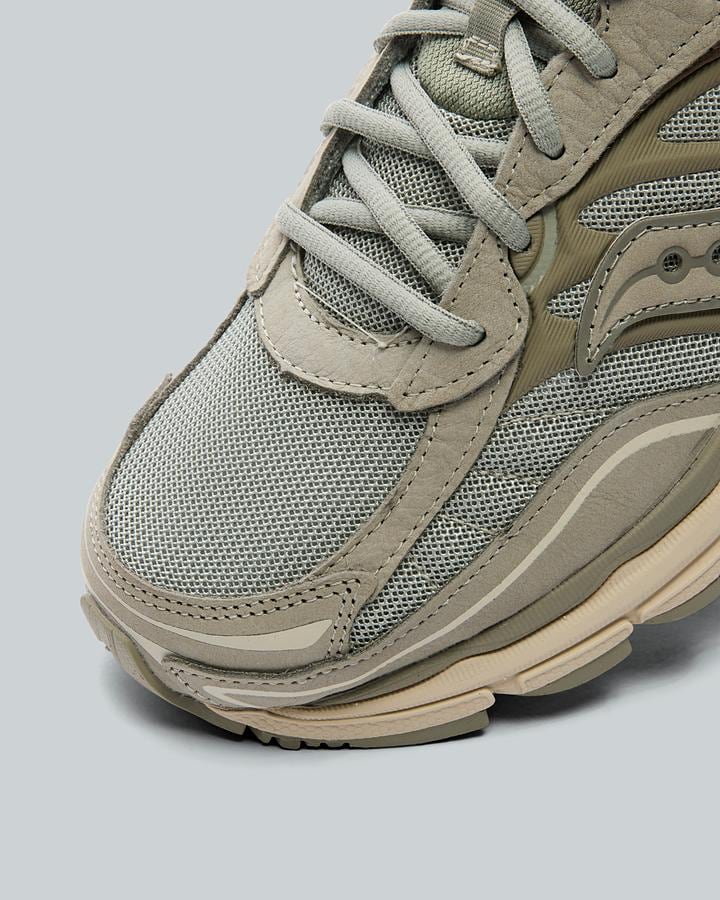 ProGrid Omni 9 Suede Trainer  image 5