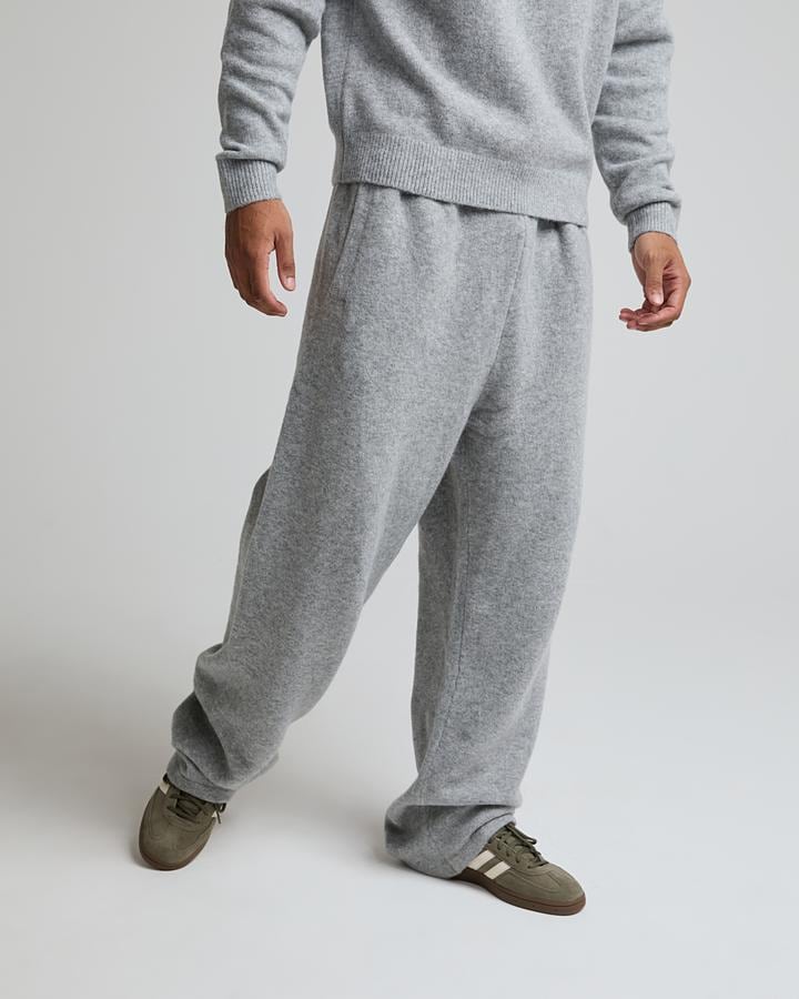 Trefoil Essential Knit Pant image 5