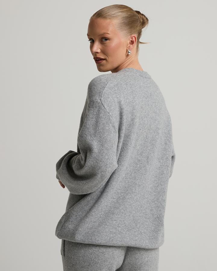 Womens Essential Knit Crewneck Sweatshirt image 3
