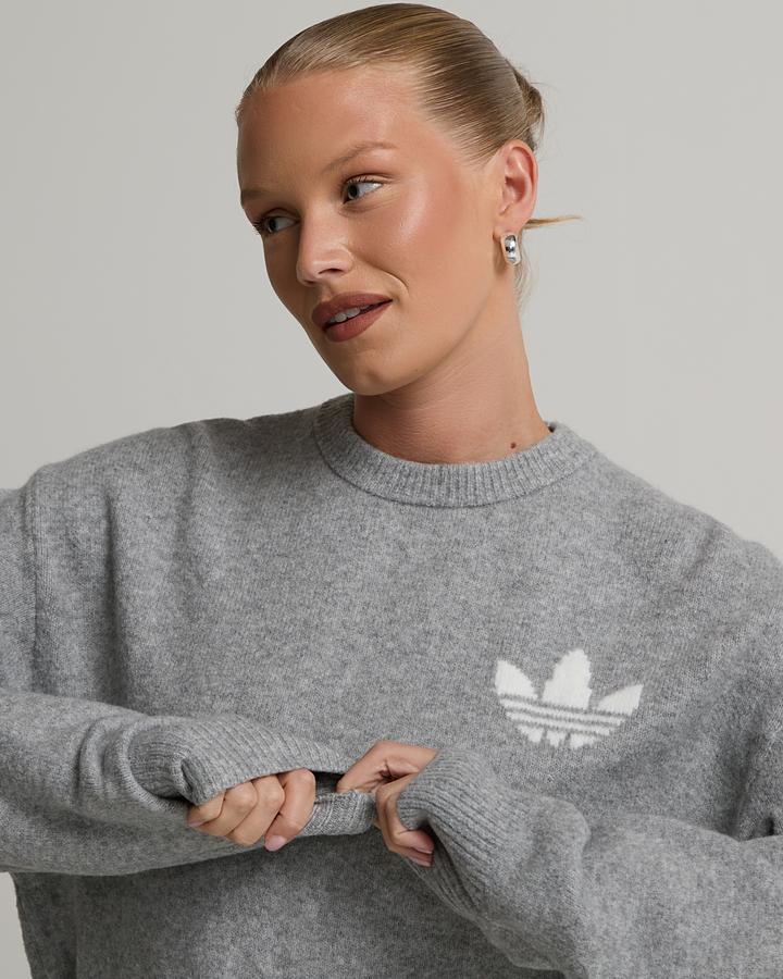 Womens Essential Knit Crewneck Sweatshirt image 5