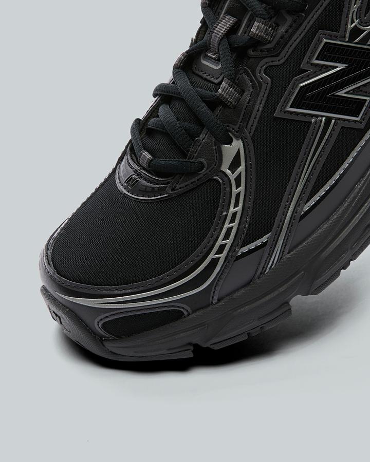 740 Trainer image 5
