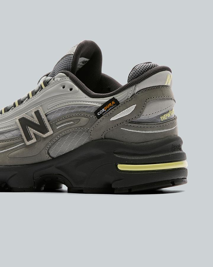 1000 Trainer image 6