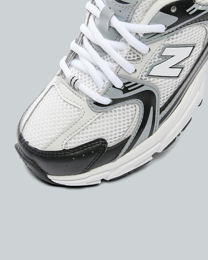Junior 530 Trainer image 5