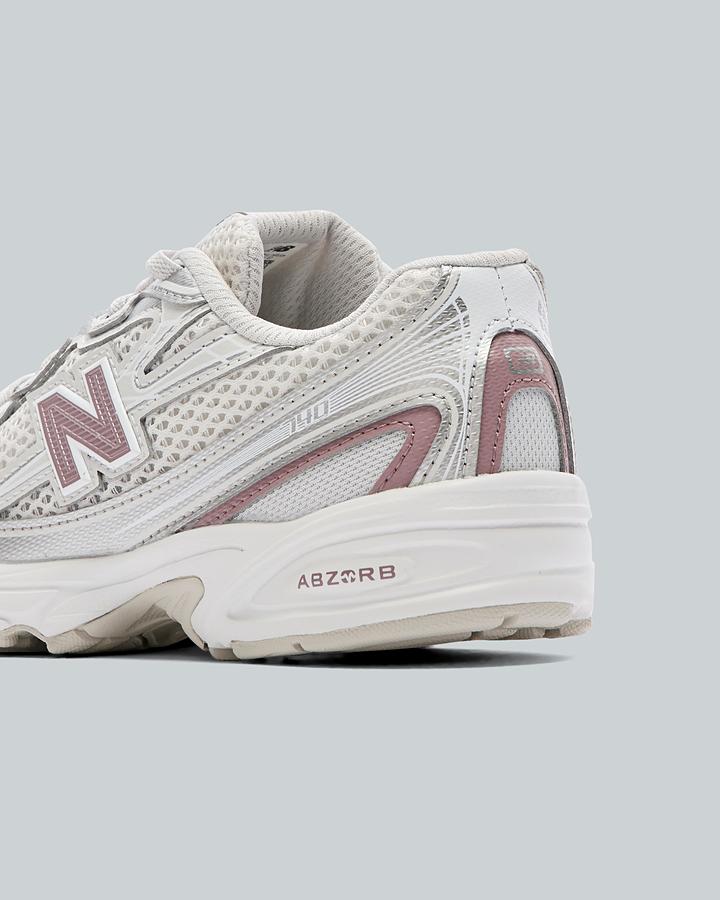 Infant 740 Trainer image 6