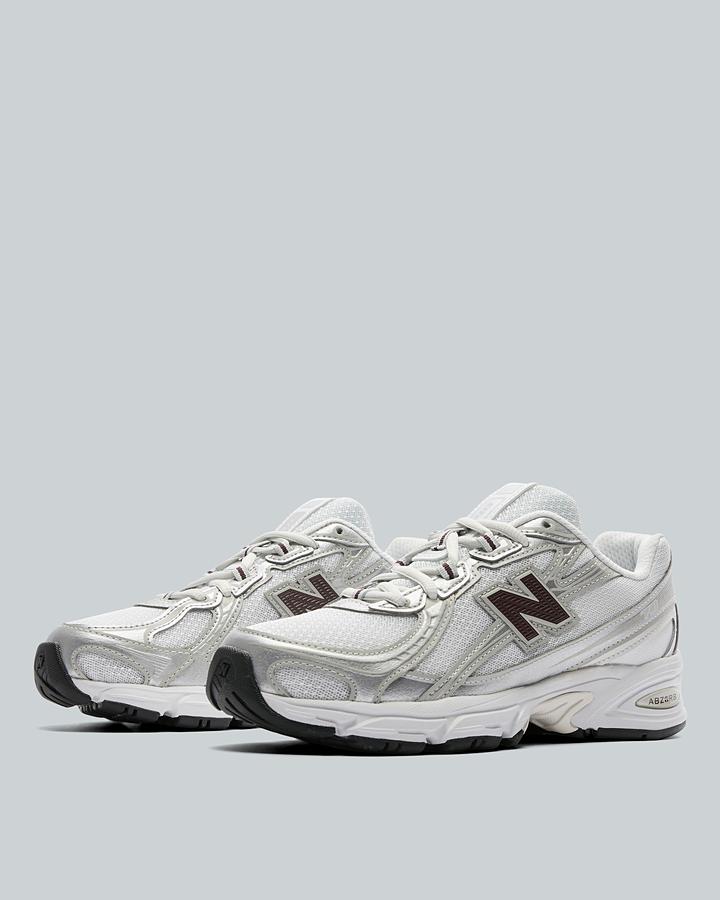 Womens 740 Trainer image 2