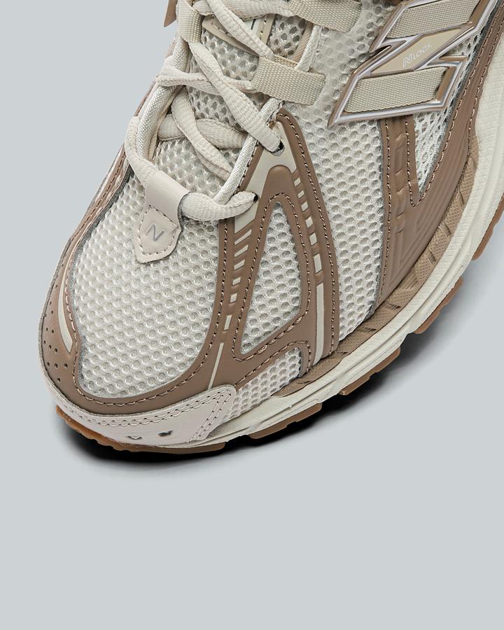 Womens 1906R Trainer image 5