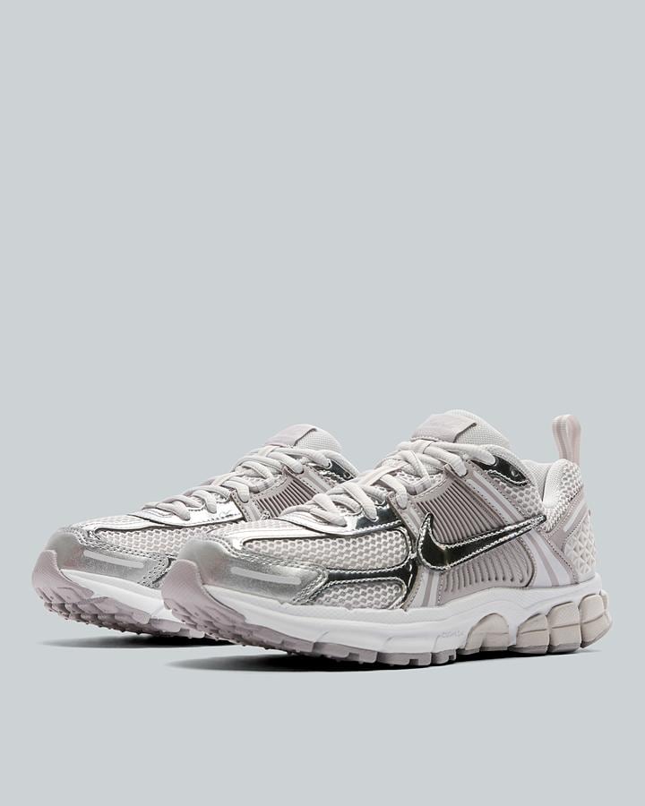 Junior Zoom Vomero 5 Trainer image 2