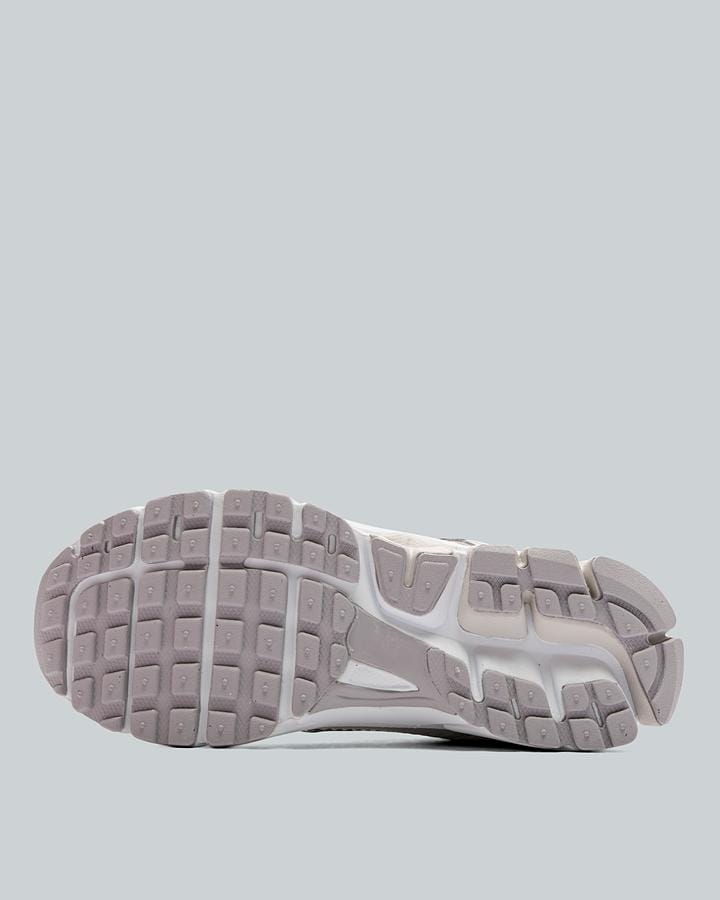 Junior Zoom Vomero 5 Trainer image 4