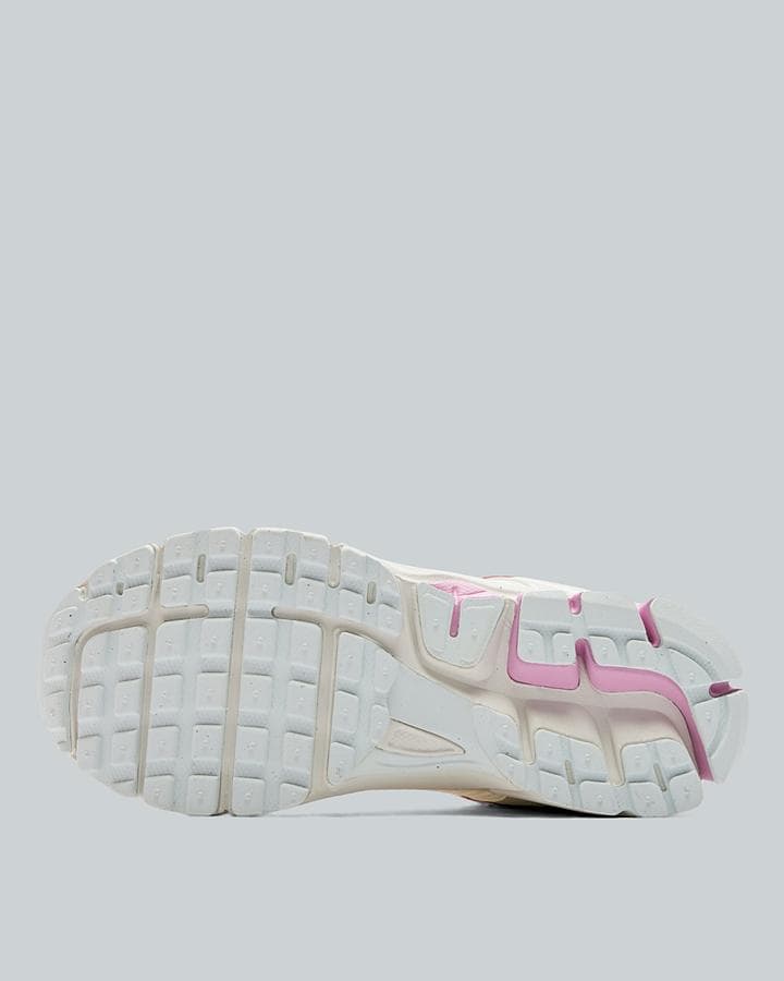 Junior Zoom Vomero 5 Trainer image 4
