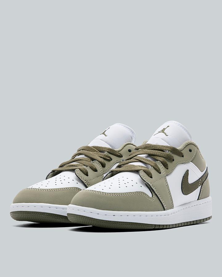 Jnr Air Jordan 1 SE Trainer image 2