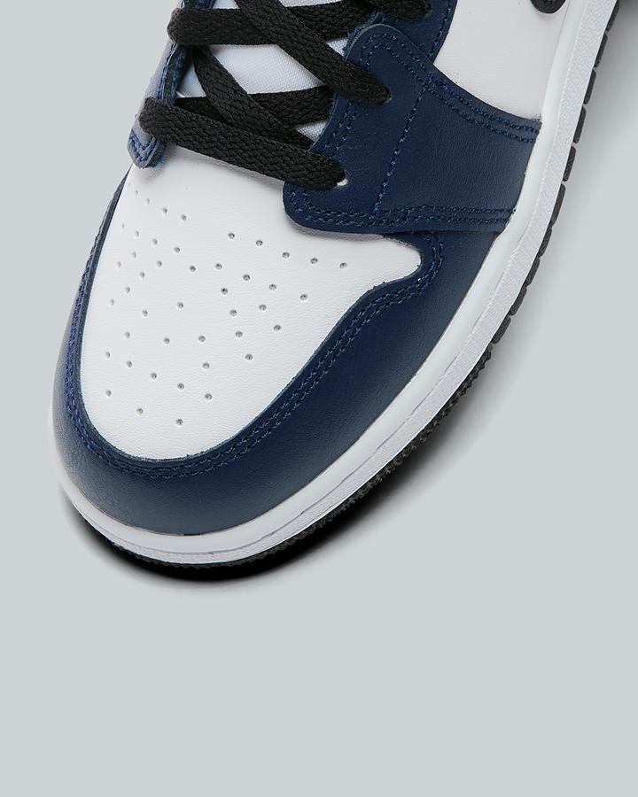 Junior Air Jordan 1 Mid Trainer image 5