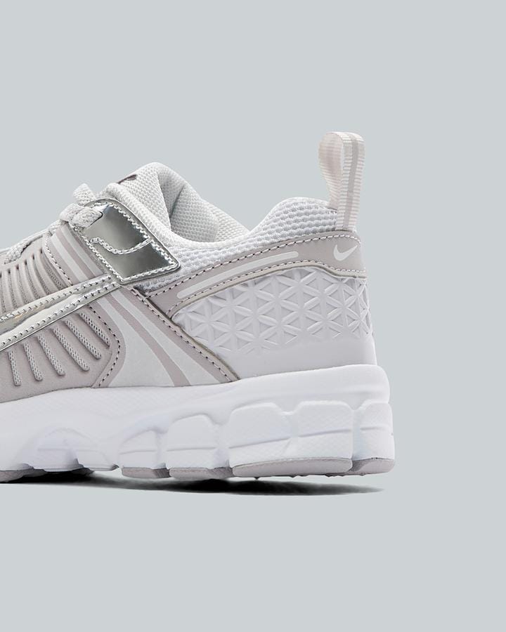 Infant Vomero 5 Trainer image 6
