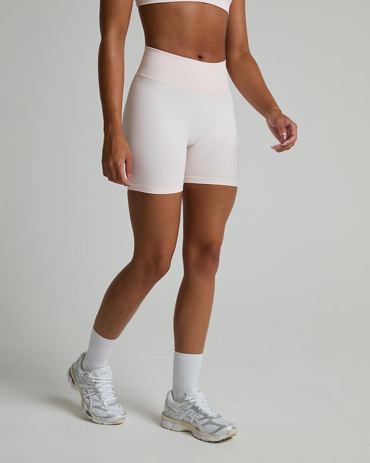 Womens Lift Seamless Short image 4