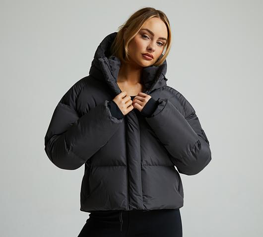 Womens Rivera Tech Short Puffer Jacket