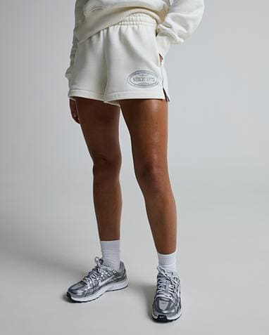 Womens Trend Fleece Short
