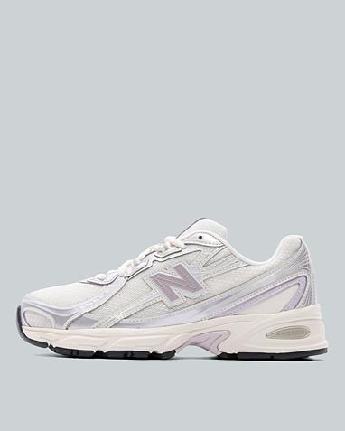 Womens 740 Trainer