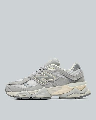 Womens 9060 Trainer