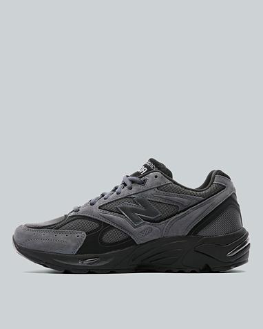 880R Trainer