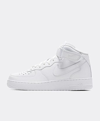 Nike Air Force 1 Mid Trainer in White / White
