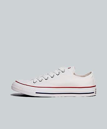 Converse Womens Chuck Taylor All Star Ox Trainer in Optical White