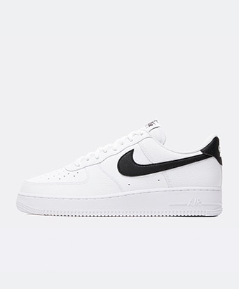 Nike Air Force 1 '07 3 Trainer in White / Black