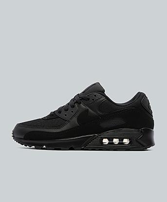 Nike Air Max 90 Trainer in Black
