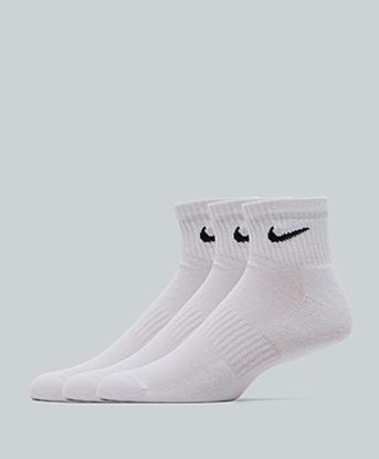 Nike Everyday Cushioned Ankle Sock in White