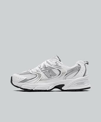 New Balance Junior 530 Trainer in White / Silver