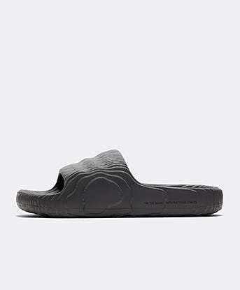Grey 5 / Core Black