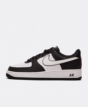 Nike Air Force 1 '07 Trainer in Black / White / Black