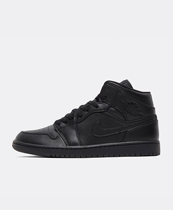 Jordan Air Jordan 1 Mid Trainer in Black / Black / Black