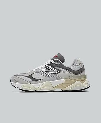 New Balance Junior 9060 Trainer in Raincloud / Castlerock