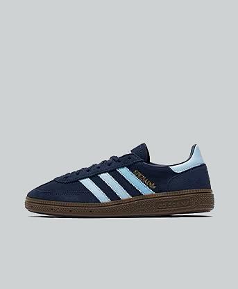 adidas Originals Junior Handball Spezial Trainer in Collegiate Navy / Clear Sky / Gum 5
