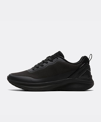 Metissier Stratos Trainer in Black / Black / Black