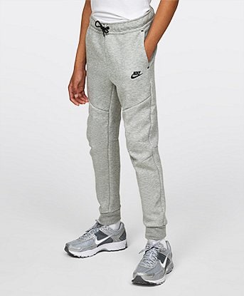 Nike Junior Tech Fleece Pant in Dark Grey Heather / Black / Black