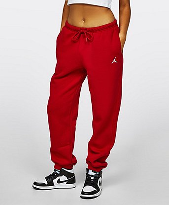 Gym Red / White