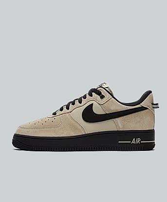Nike Air Force 1 '07 LV8 Trainer in Desert Khaki / Black / Reflect Silver