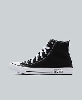 Converse Junior Chuck Taylor All Star Logo Play Trainer in Black / White / Black
