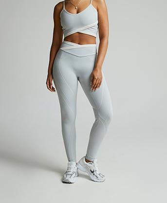 Monterrain Womens Asana Legging in Quiet Grey / White Sand