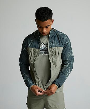Monterrain Climate Woven Windrunner in Shadow