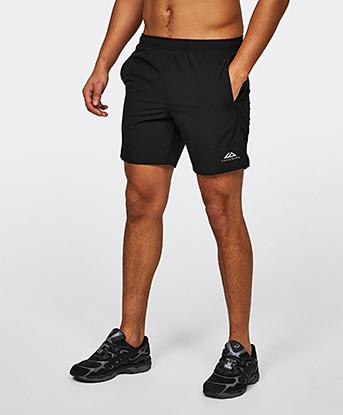 Trailberg Essentials Short in Black